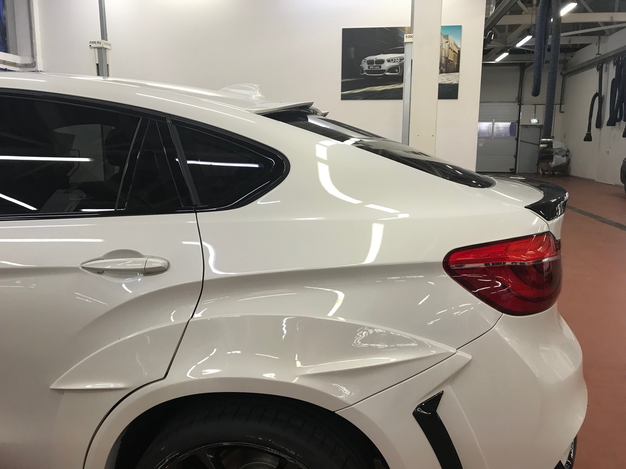 Спойлер крышки багажника для BMW X6