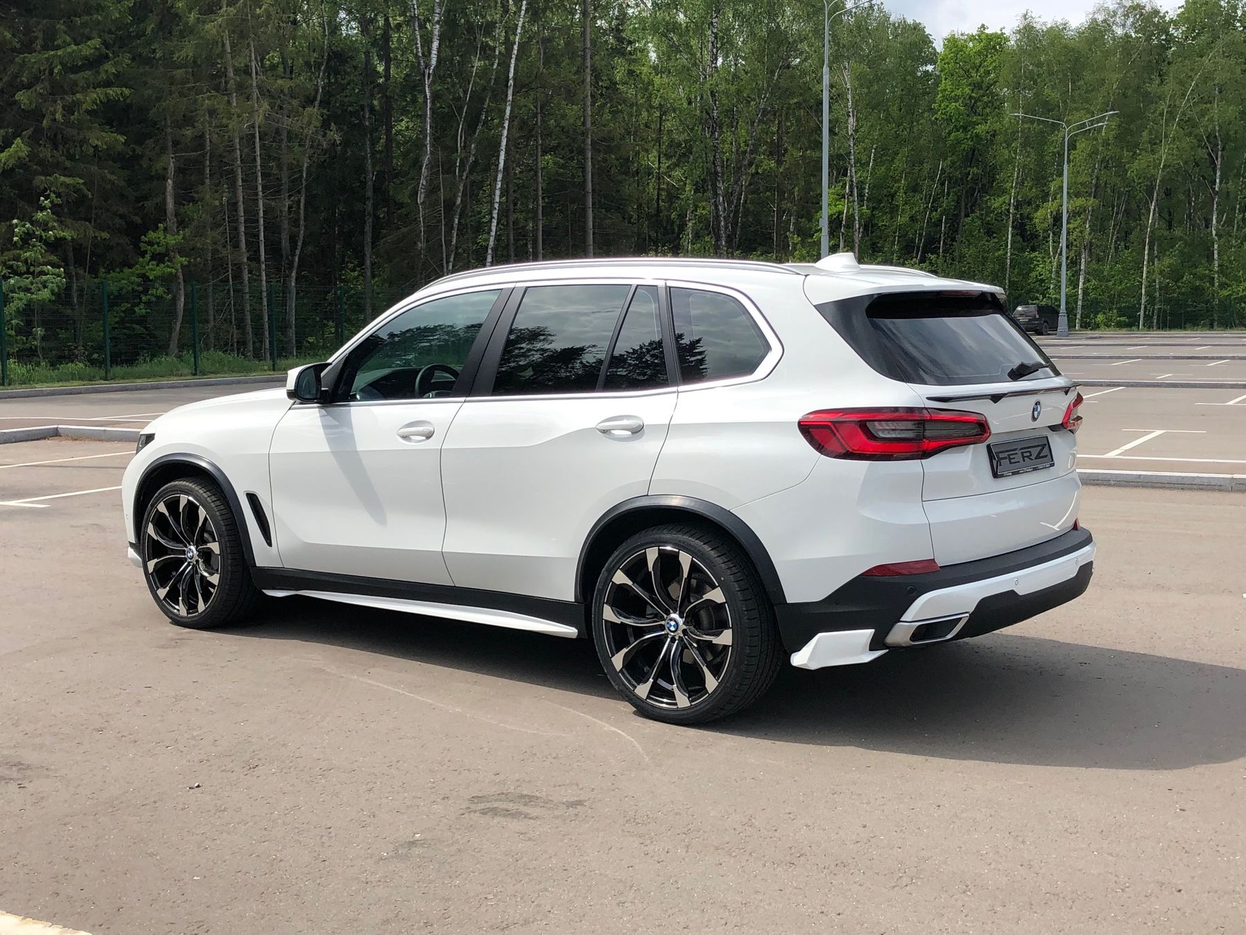 Обвес для BMW X5 g05 от FERZ