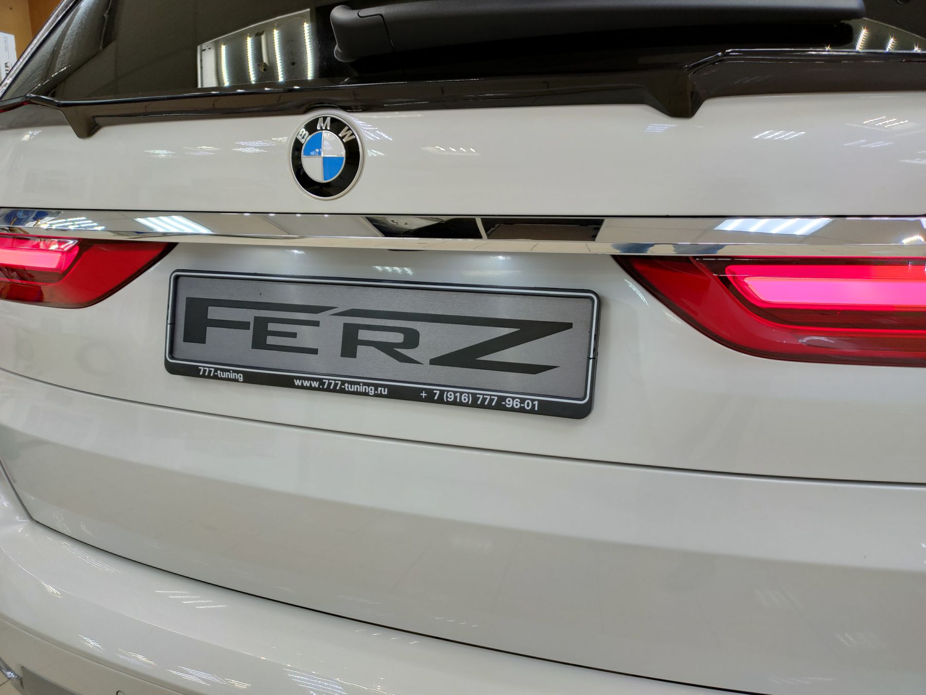 Выдвигающаяся камера для BMW X7 G07 от FERZ