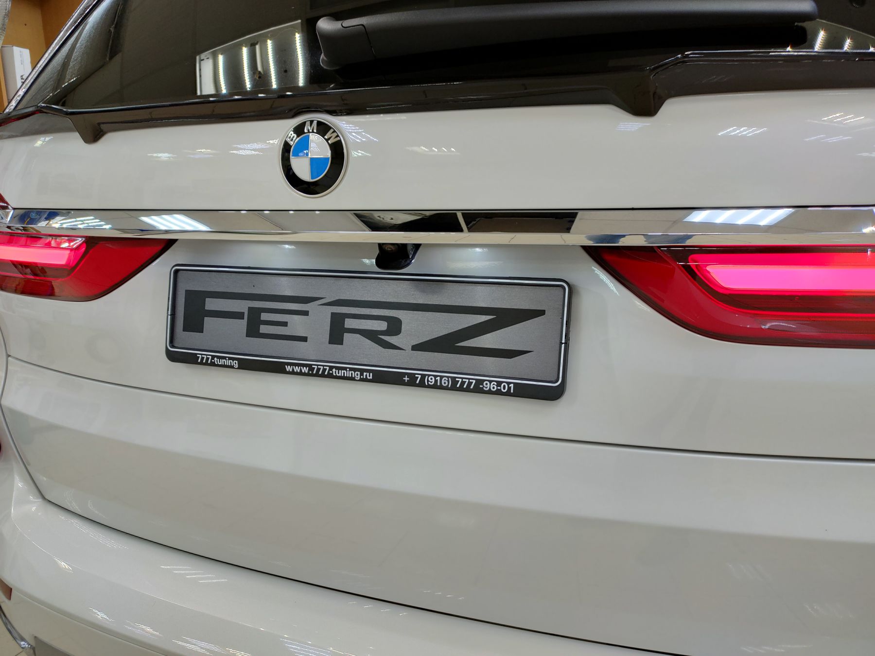 Выдвигающаяся камера для BMW X7 G07 от FERZ