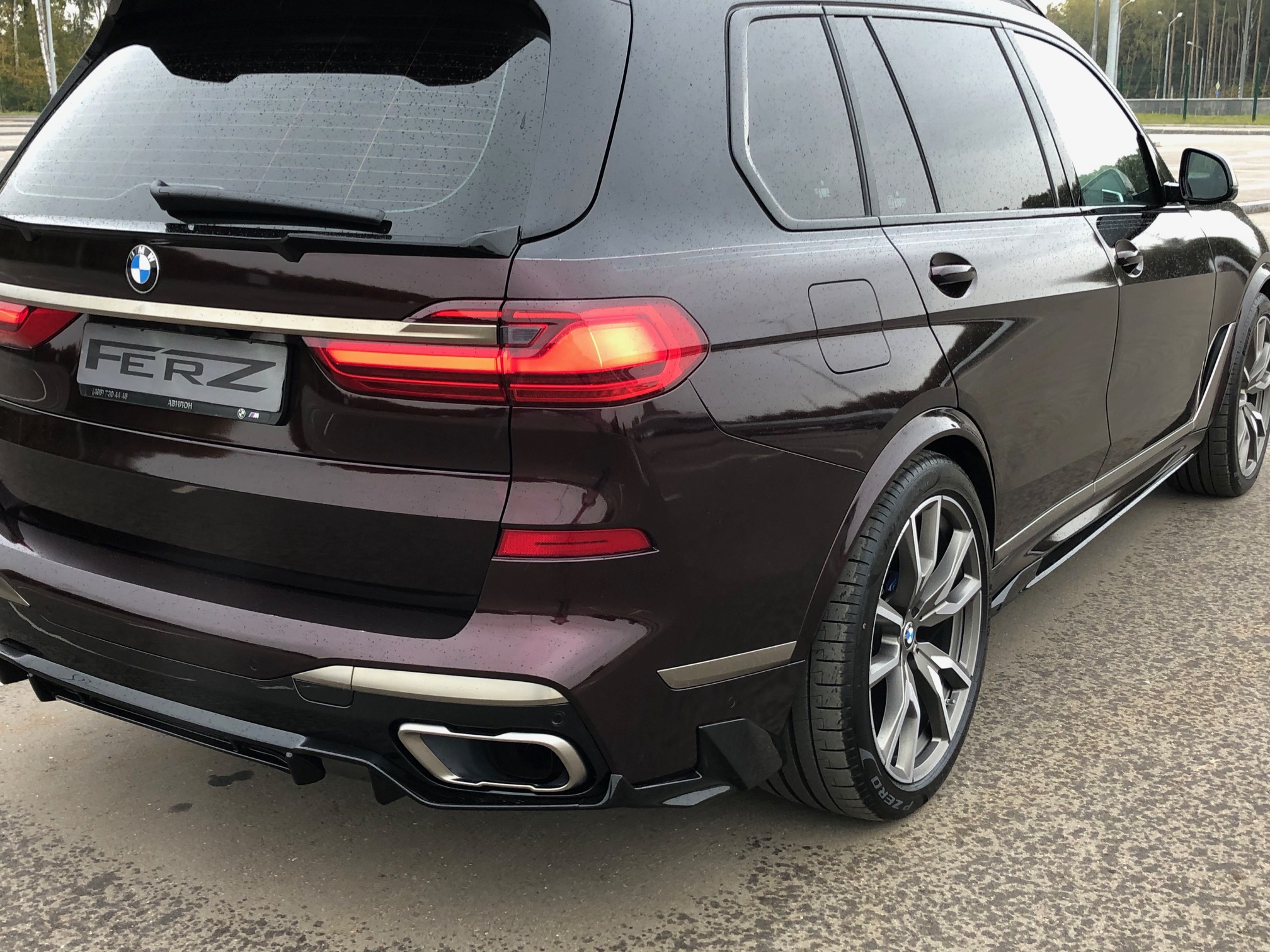 Двух цветные BMW X7 от FERZ