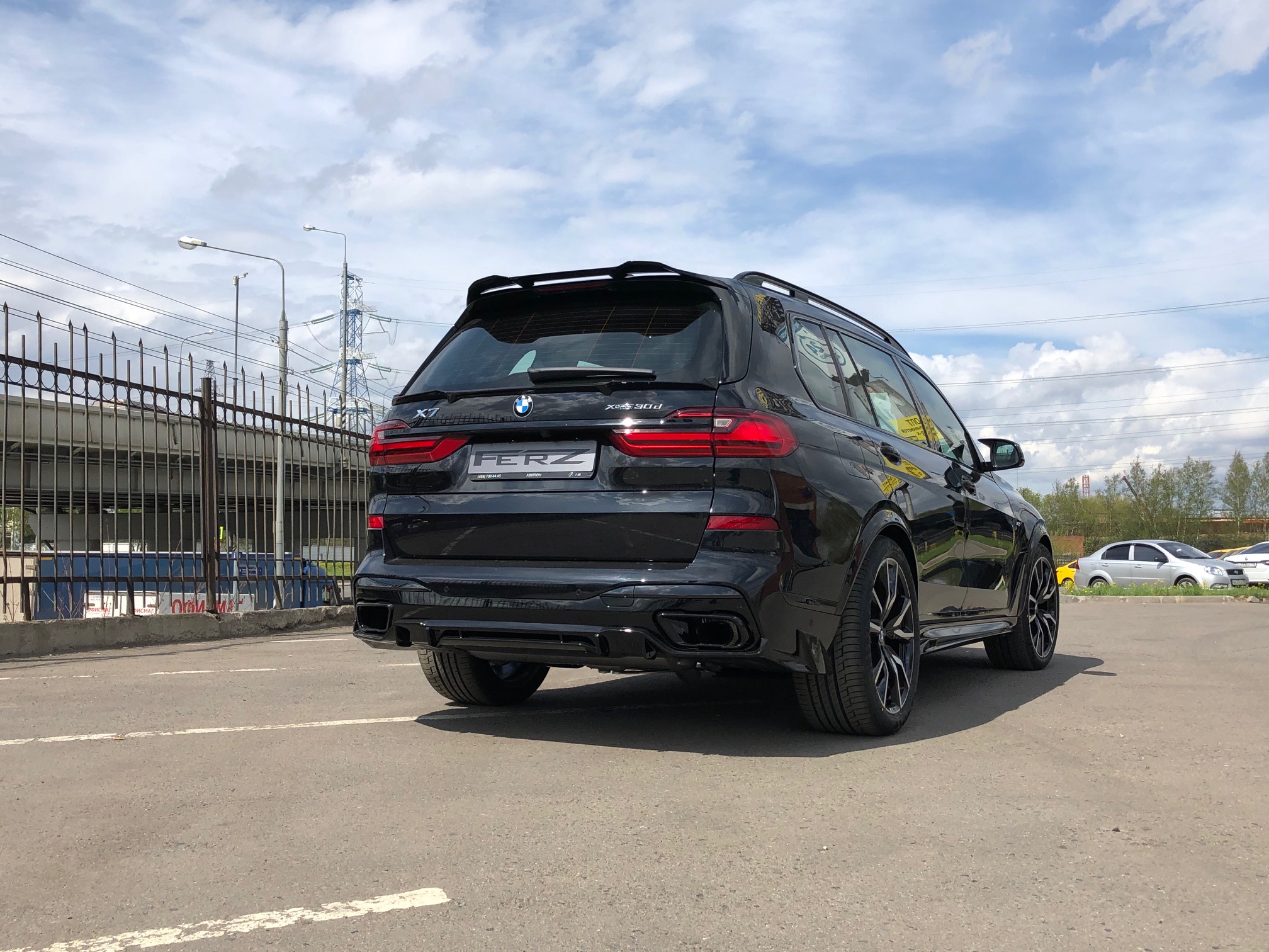 обвес для BMW X7 FERZ