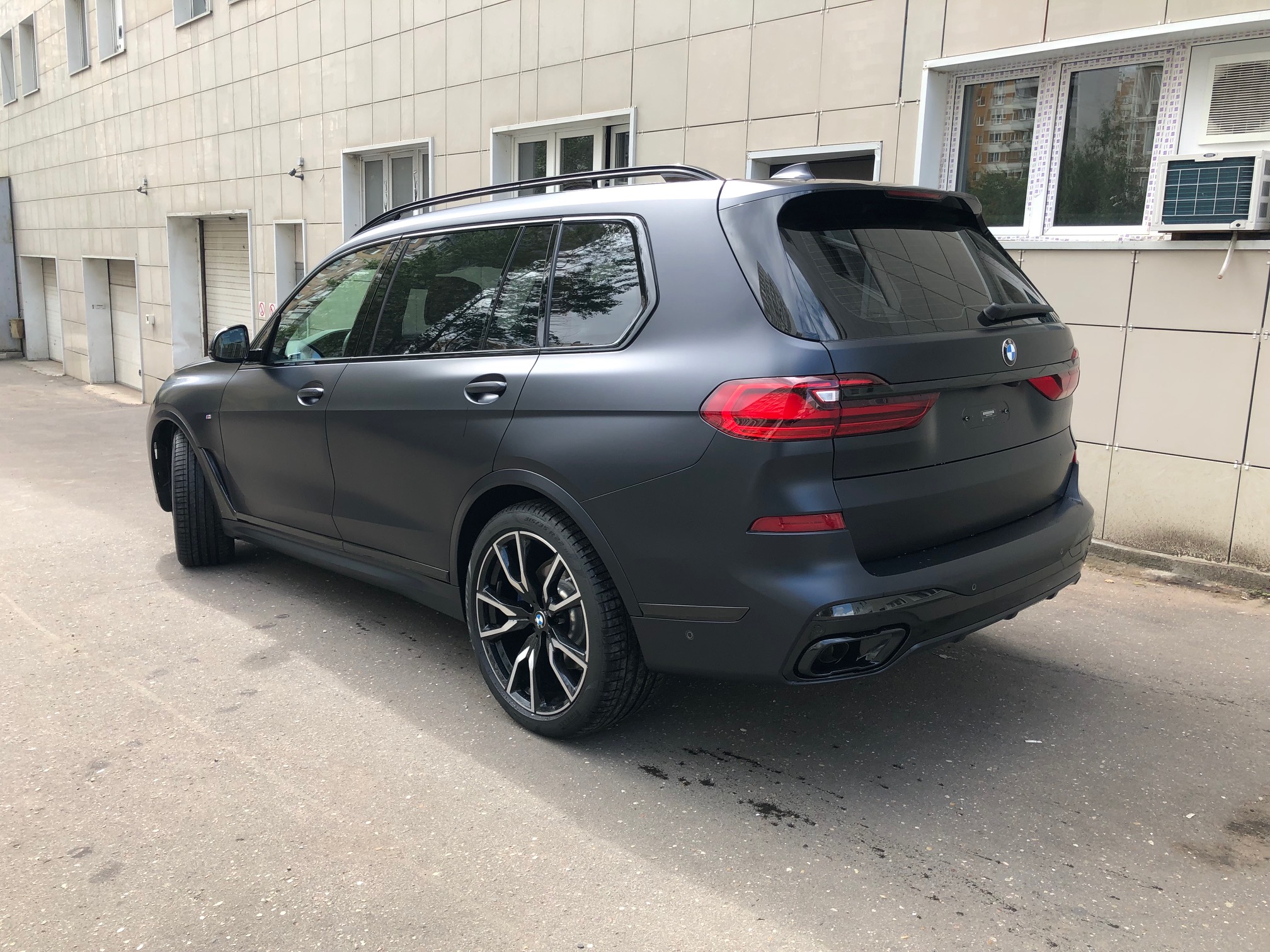 матовая полиуретановая защитная пленка для BMW X7