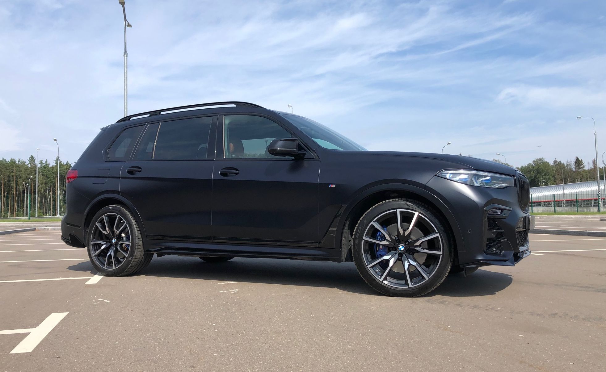 матовый bmw x7