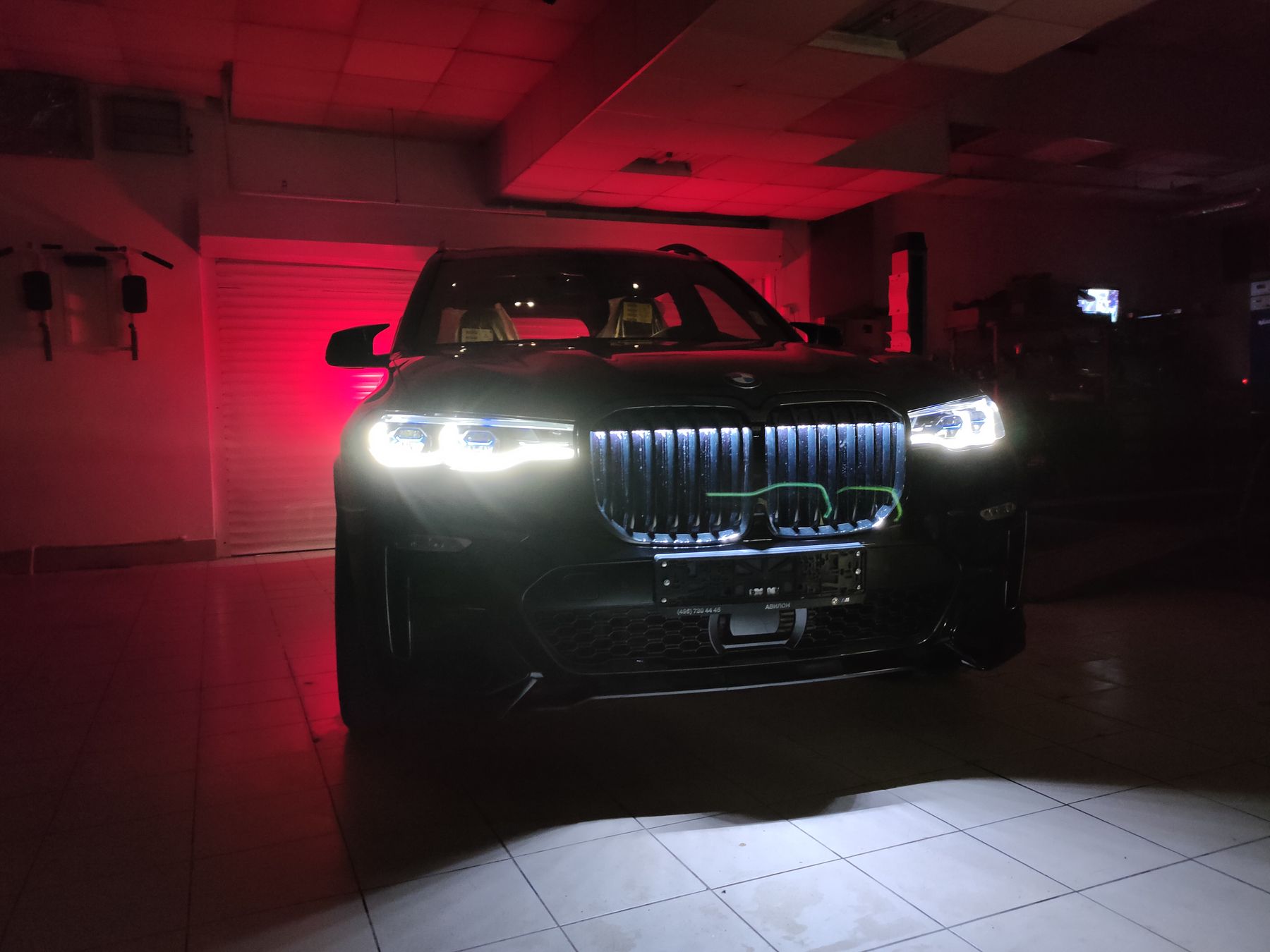 ноздрей с подсветкой для BMW X7 от FERZ