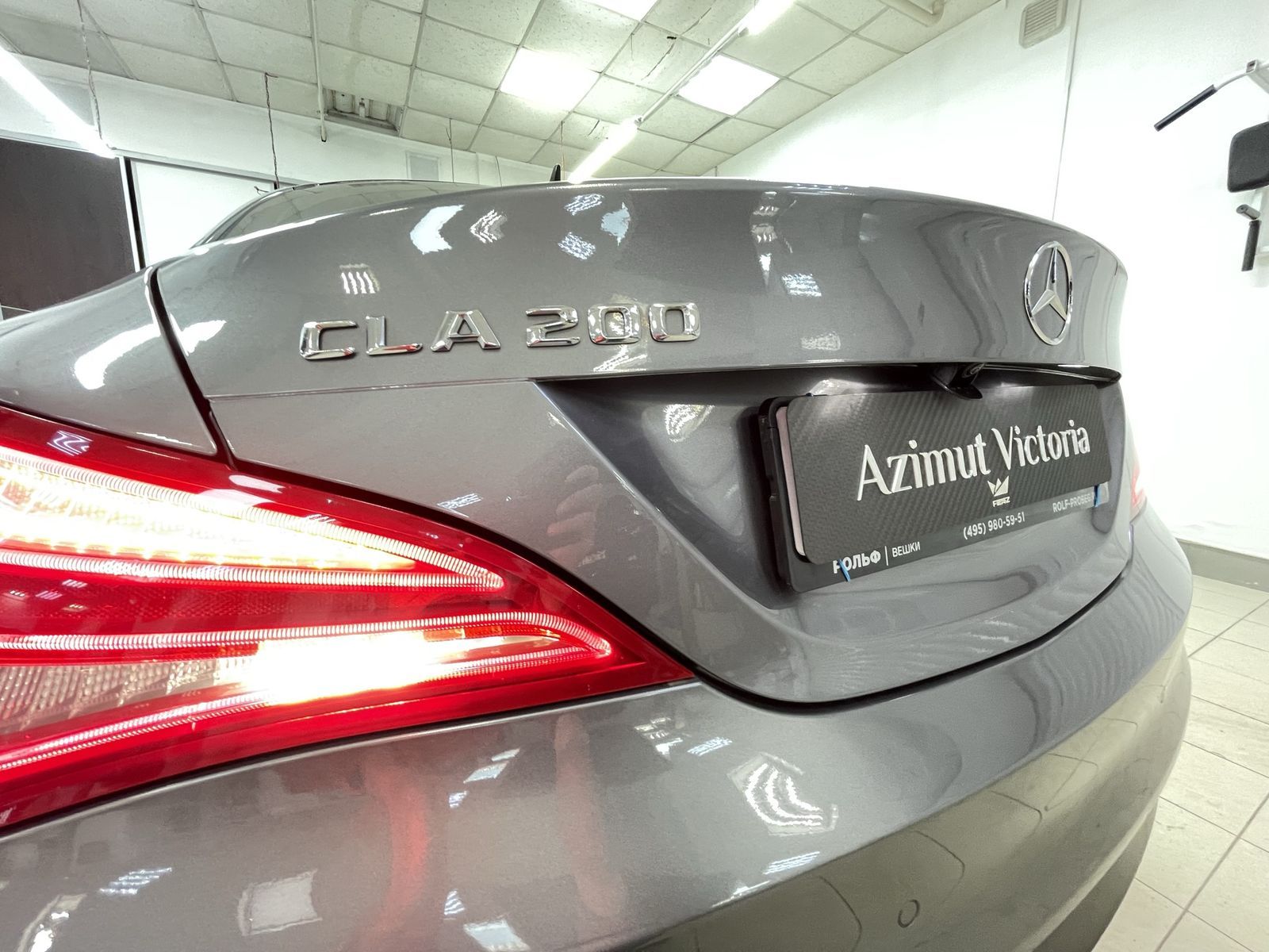 Выдвигающаяся камера для Mercedes CLA 2015