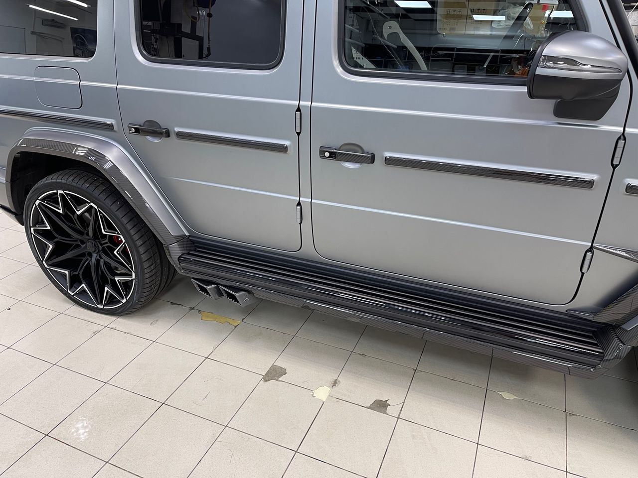 черные подножки для Mercedes G-class