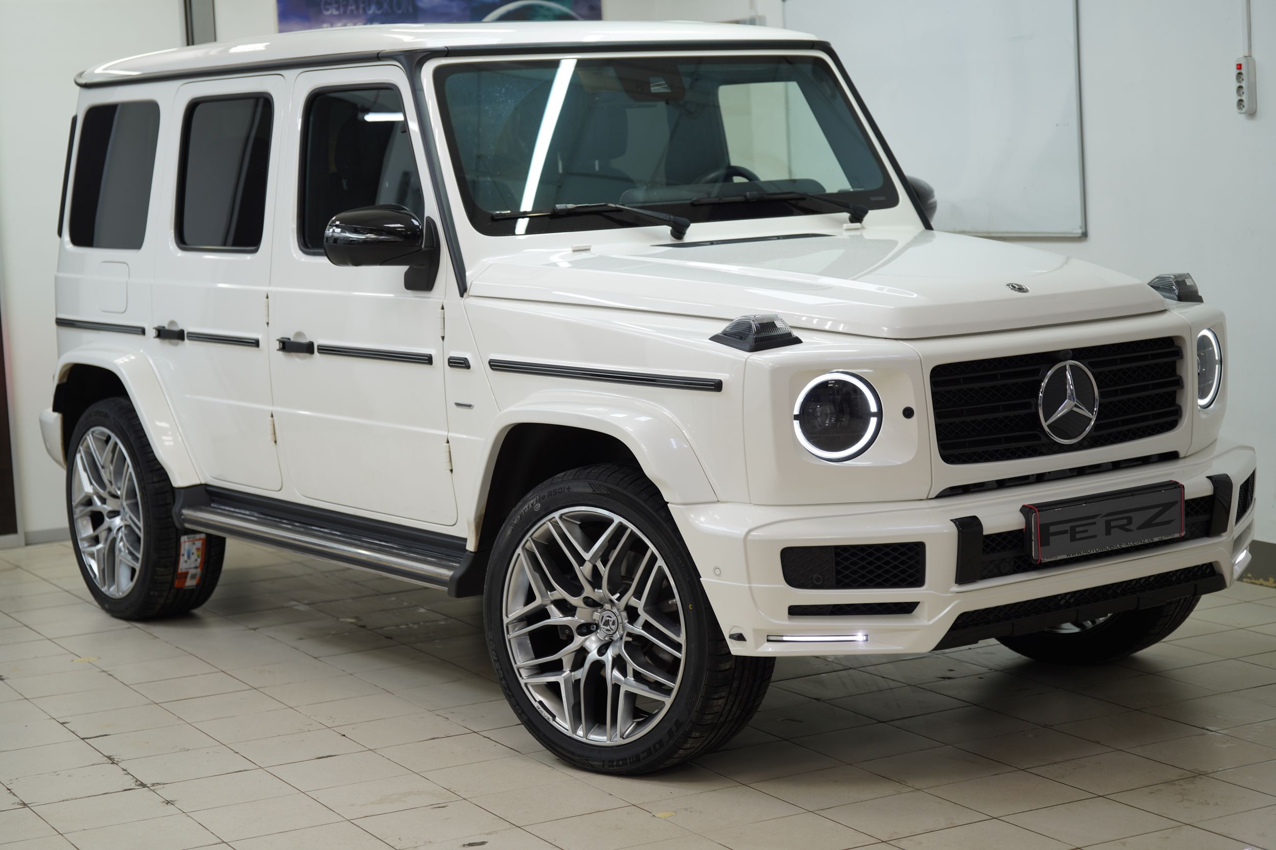 передняя юбка для Mercedes G500