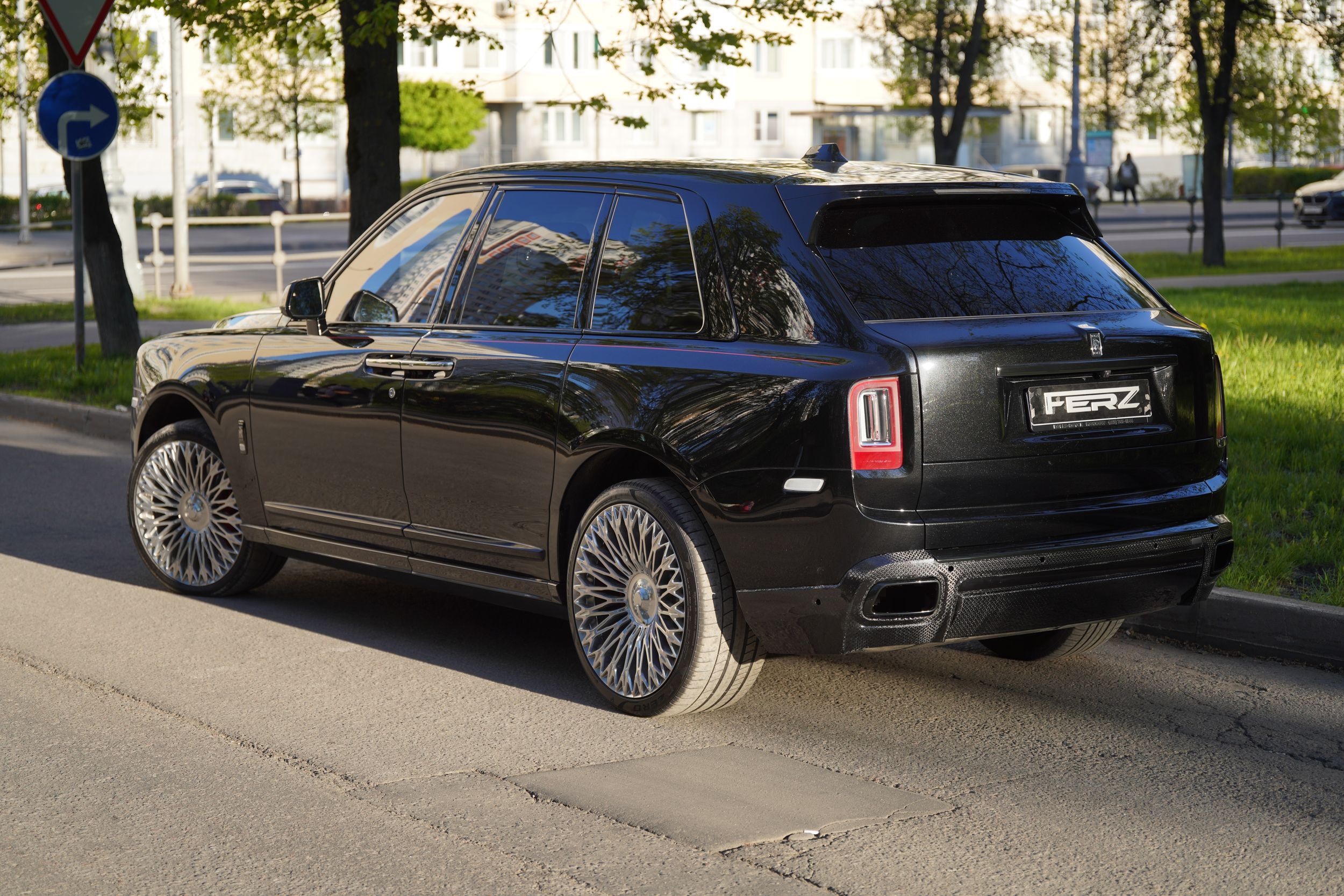 обвес для Rolls Royce Cullinan