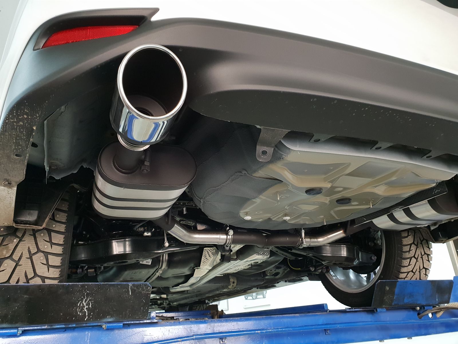 Раздвоенная выхлопная система для Toyota Camry V70