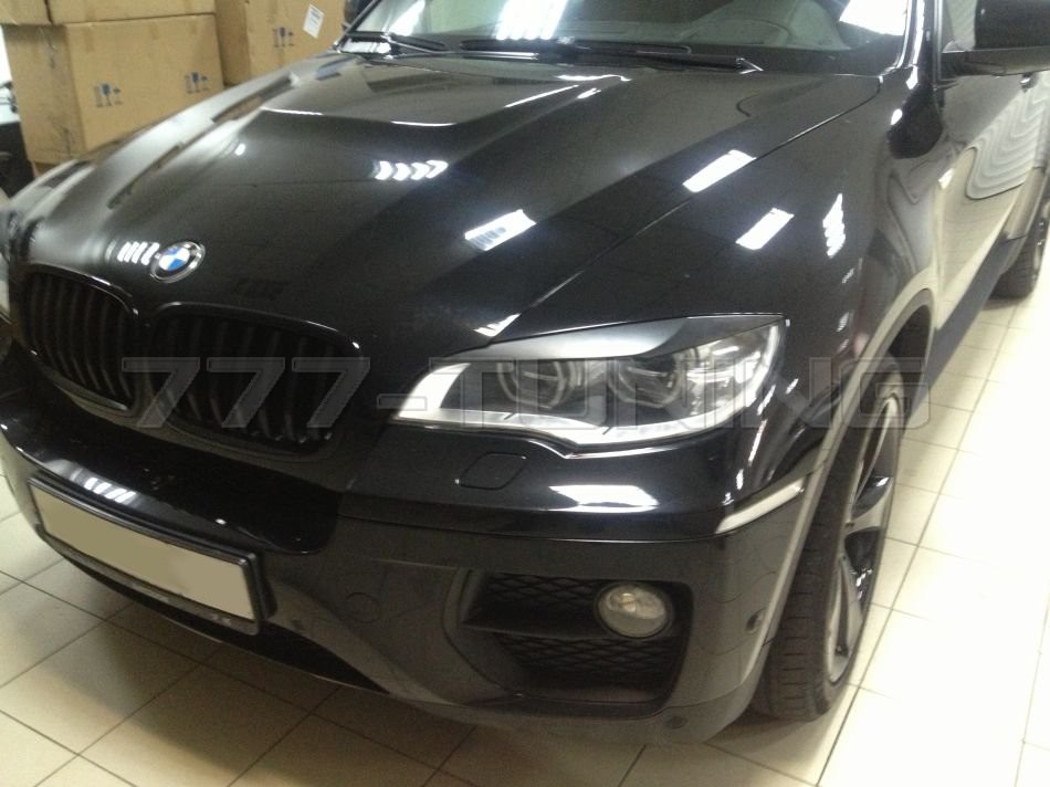 Ресницы на фары BMW X6 LCI