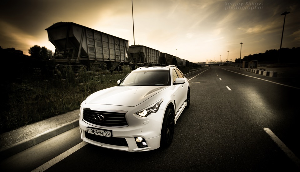 Аэродинамический обвес Ferz infiniti FX