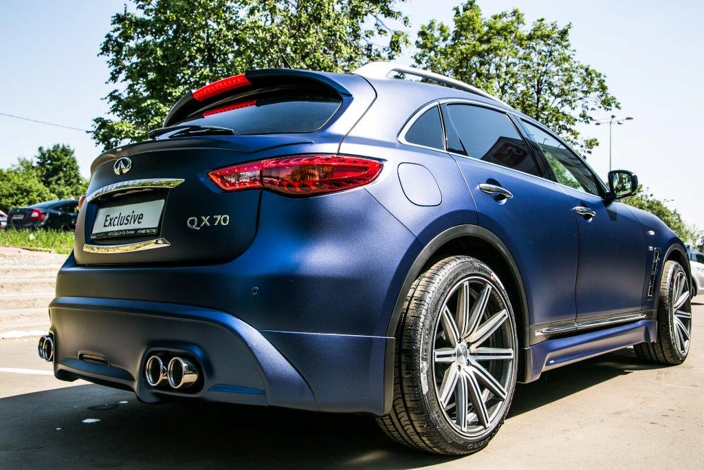 Infiniti QX70 в обвесе FERZ и прозрачной матовой пленке Arlon