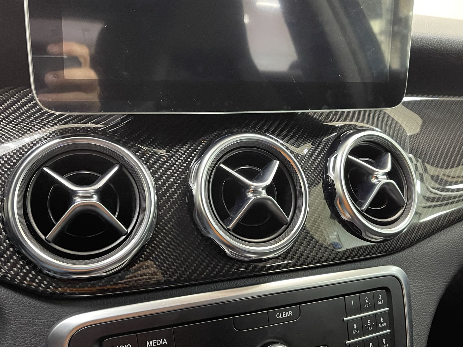 покрытие прозрачной матовой полиуретановой пленкой Mercedes GLA  в студии FERZ