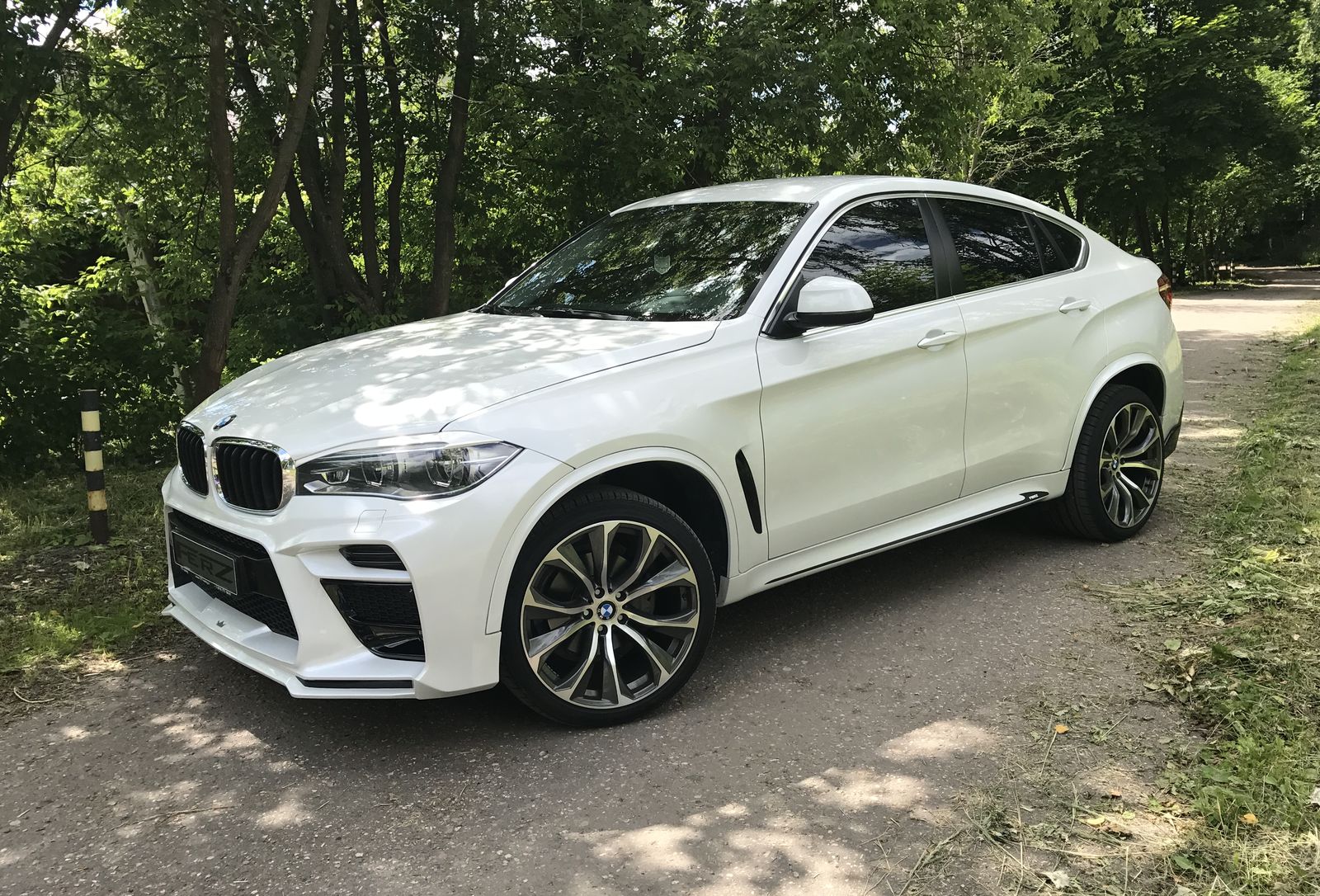 Обвес для BMW X6 F16 Hurricane