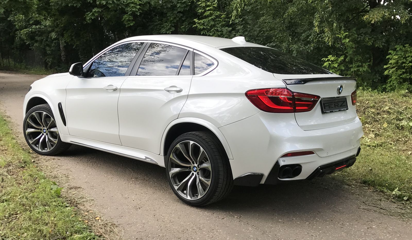 Обвес FERZ для BMW X6 F16