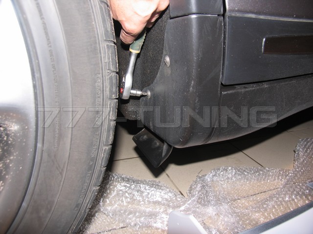 Установка обвеса Ferz на Infiniti FX