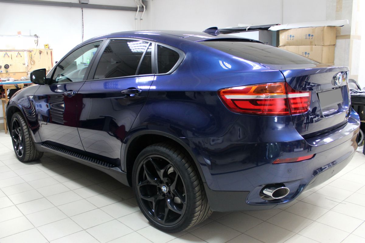 X6 blue. BMW x6 e71 синий. BMW x6 темно синий. БМВ х6 темно синяя. BMW x6 e71 синий цвет.